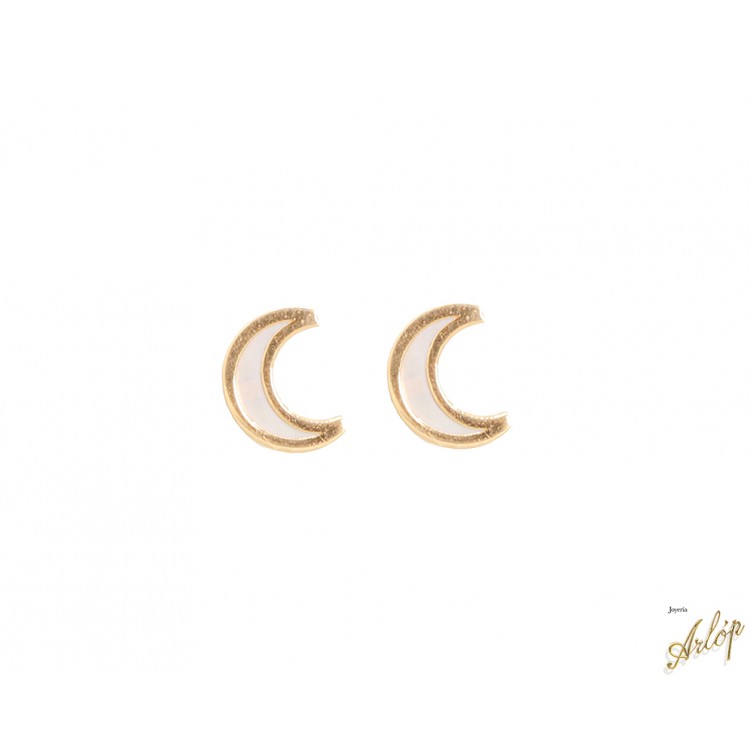Topos  luna en nacar engastada en oro amarillo de 18kts en bisel.