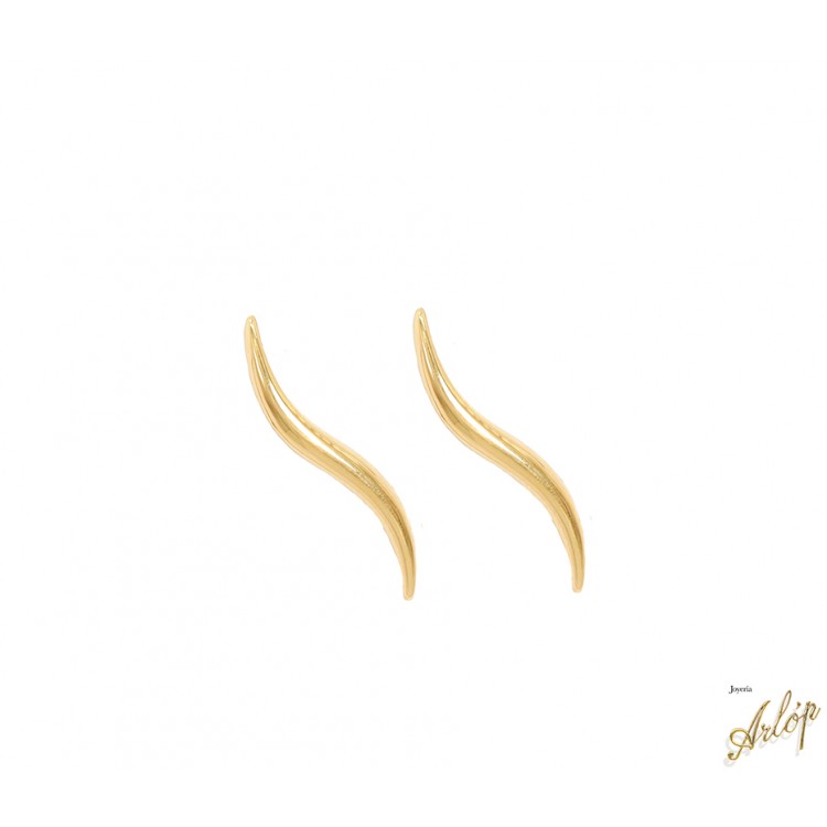 Aretes tipo ear cuff onda alargada en oro amarillo de 18 Kts.
