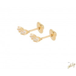 Aretes en oro amarillo tipo ear climber con 3 circones engastados en uñas en oro amarillo de 18 kts